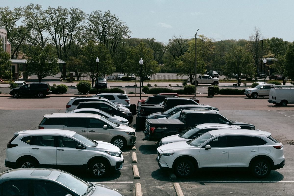 Pit vs. Non-Pit Parking Systems